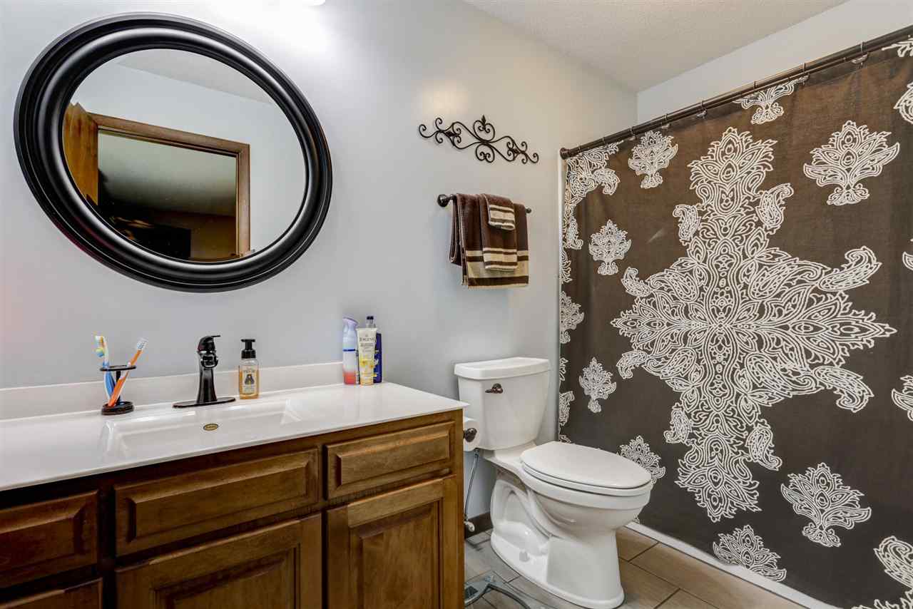 resized-2349823-102 Valley Road-8.jpg